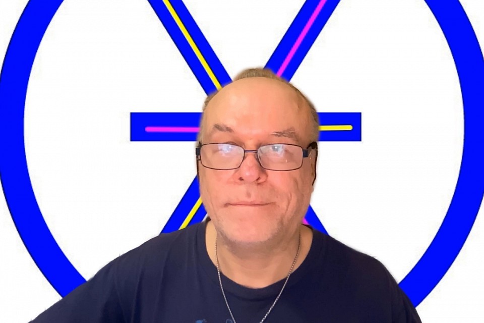 Eric Hamery, (55 ans), Né le 23/6/1970 à 8h45, à Nantes(44), en France